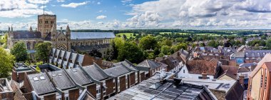 St Albans is a popular choice for home buyers moving to Hertfordshire