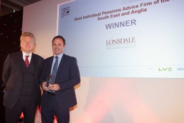 Richard Porter, Director & Independent Financial Adviser receiving the Best Pensions Advice Firm award